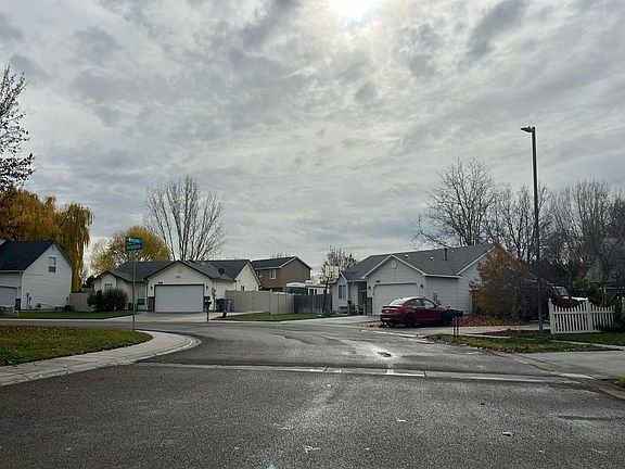 5th image of 16785 N Wessex Ln