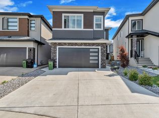 1809 18a Ave NW, Edmonton, AB T6T 2K8