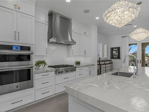 3rd image of 16653 Toscana CIR #702