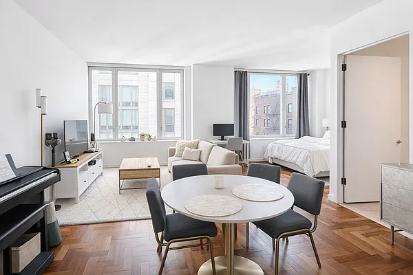 220 Riverside Boulevard #15P