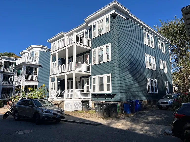 3 Bardwell St #2 — Photo 16