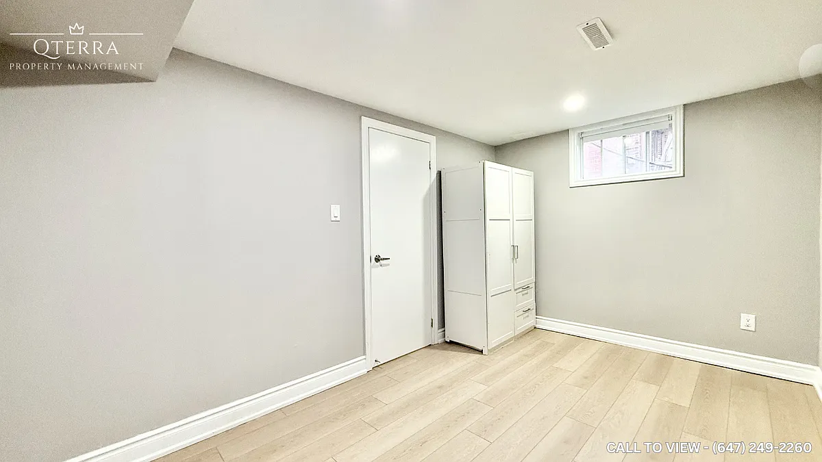 Building Photo - 65 Bethune Blvd #2B