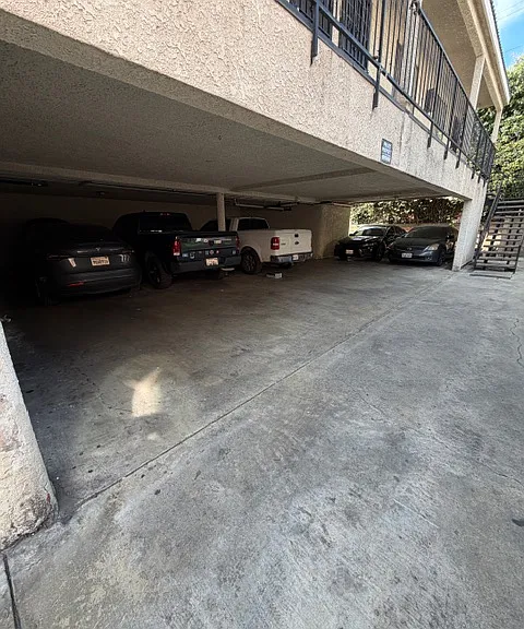 645 N New Hampshire Ave #7 — Photo 9