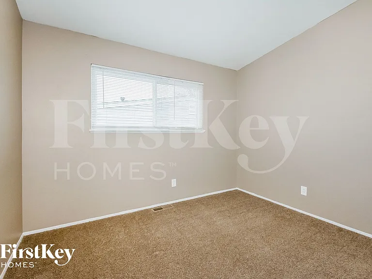1295 Ensenada Dr — Photo 11