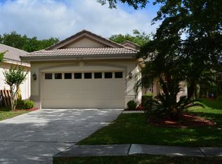 4759 Pebble Brook Dr, Oldsmar, FL 34677