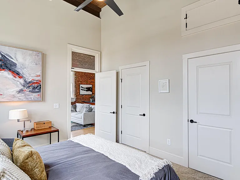 836 Oak St #500 — Photo 22