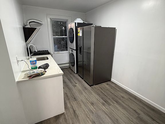 5th image of 53 Grant Pl Floor 2