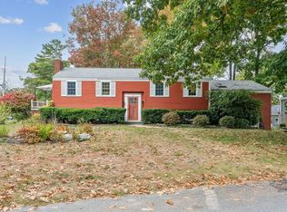 36 Murray Dr, Cape Elizabeth, ME 04107