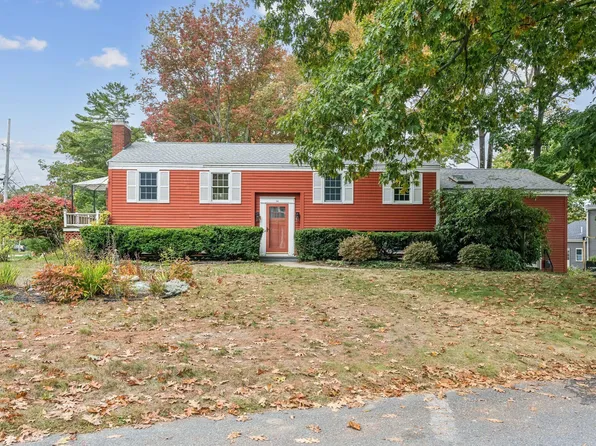 36 Murray Drive, Cape Elizabeth, ME 04107