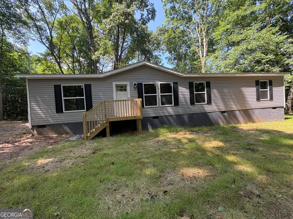 1018 Neal Rd, Commerce, GA 30530