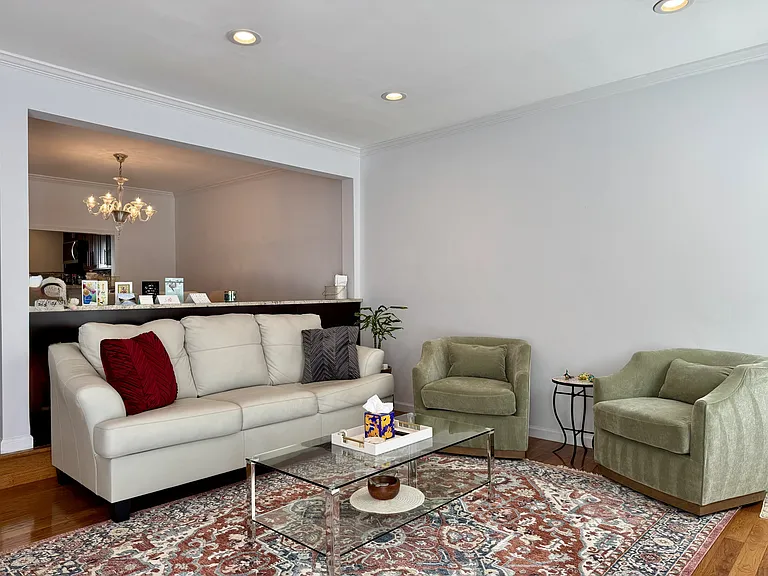 115 Chelsea Way — Photo 5