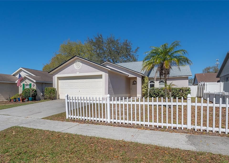 1st image of 2110 Intervista Ln