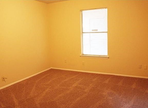4th image of 2000 E Stassney Ln #A