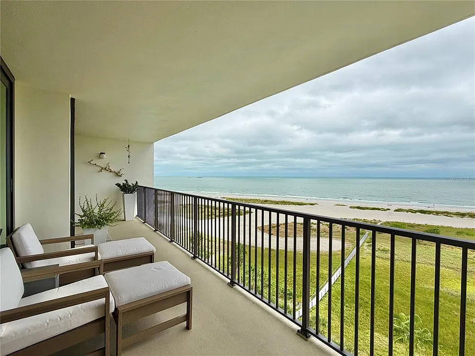 1250 Gulf Blvd #1003