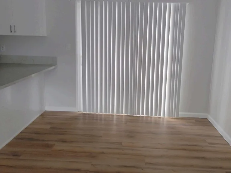 3612 Maple St — Photo 4