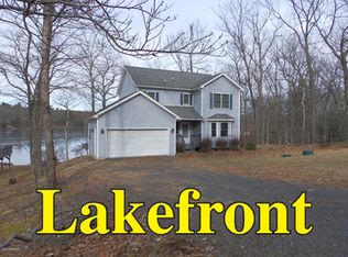 125 Mountain Lake Dr, Dingmans Ferry, PA 18328