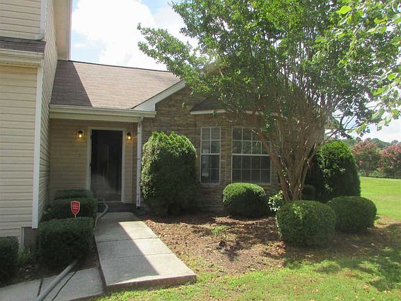 4th image of 2902 Brandon Lake Dr