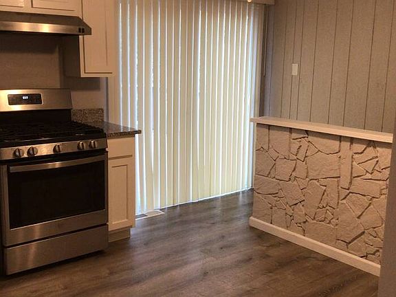 3rd image of 1449 Redman Blvd