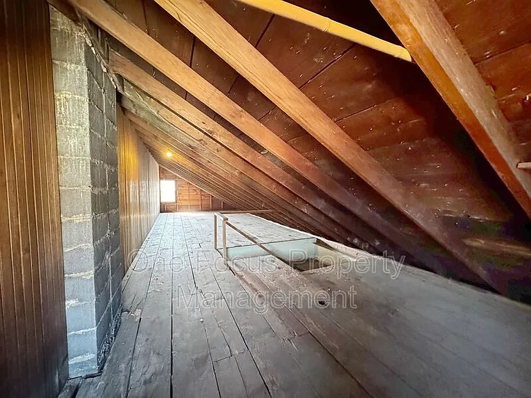 1154 Park Ave — Photo 13
