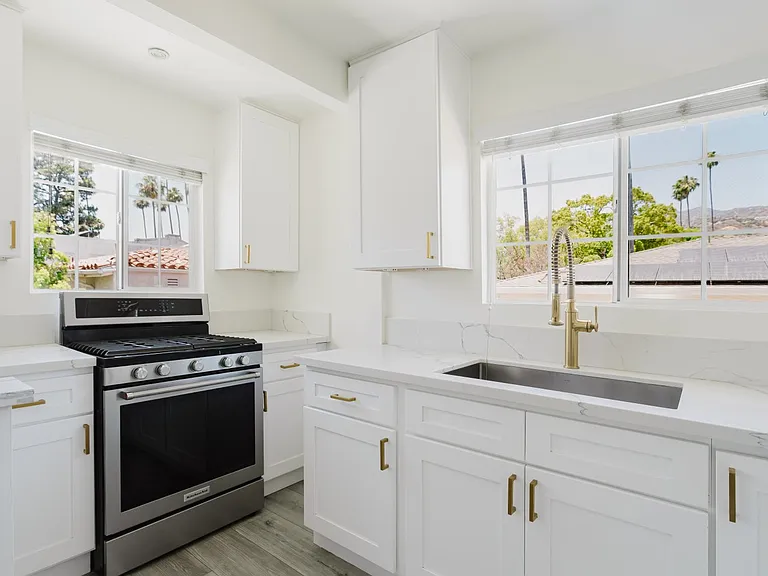 408 Spencer St #D — Photo 15
