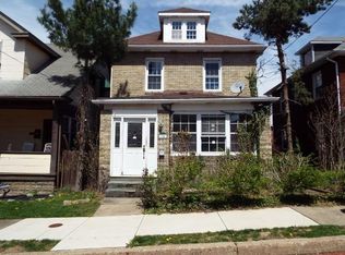 310 Beech St, Vandergrift, PA 15690