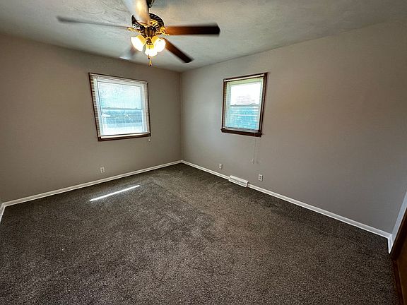 5th image of 9814-9816 Linden Ave