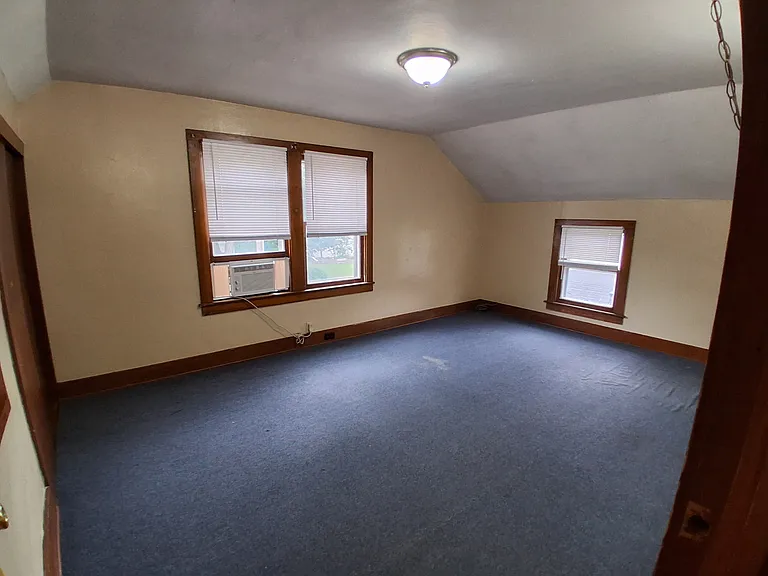 205 E Phoenix Ave #1 — Photo 5