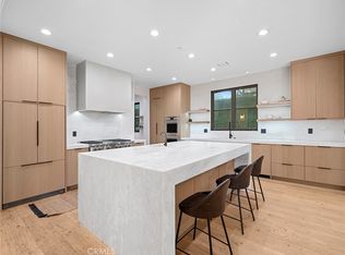 416 Holmwood Dr, Newport Beach, CA 92663