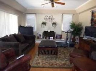 157 Jackson Ln, Bloomingdale, IL 60108