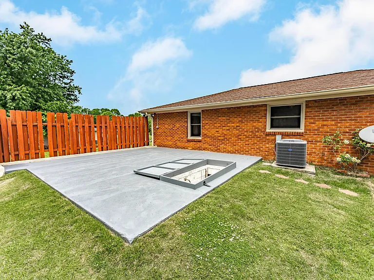4805 Merrill Ln — Photo 18