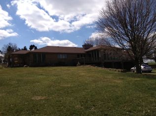 250 Scenic View Dr, Cave City, KY 42127