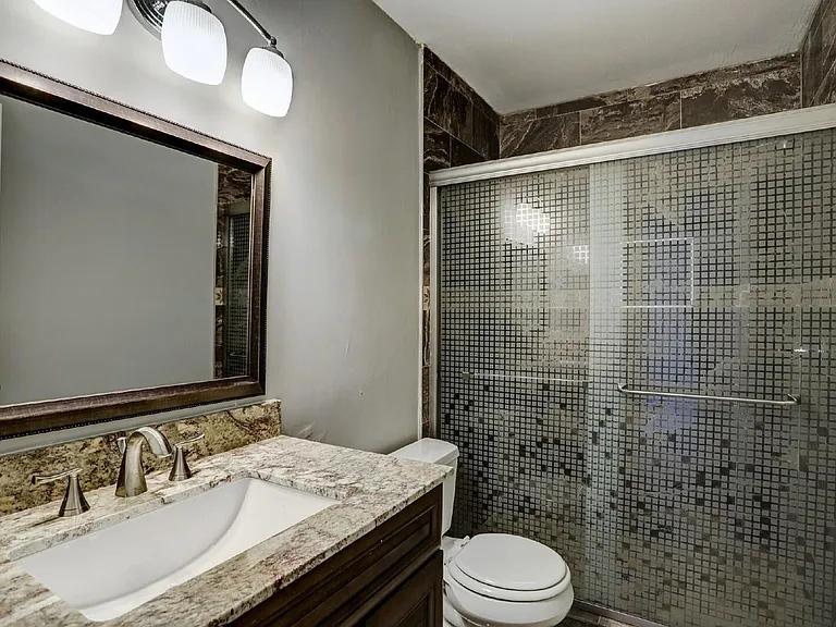 1833 Country Village Blvd — Photo 11