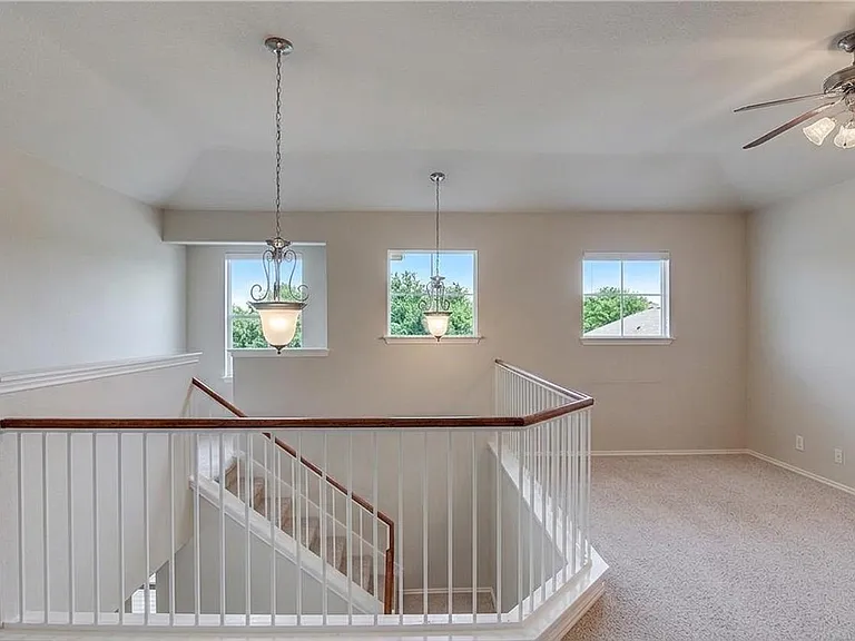1821 Golden Arrow Ave — Photo 12