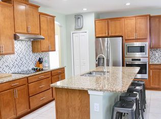 3970 Emilio Ln, Jacksonville, FL 32226