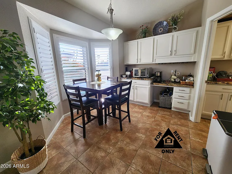 15548 W Catalina Dr — Photo 11