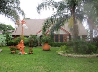 1719 W 11th St, Freeport, TX 77541