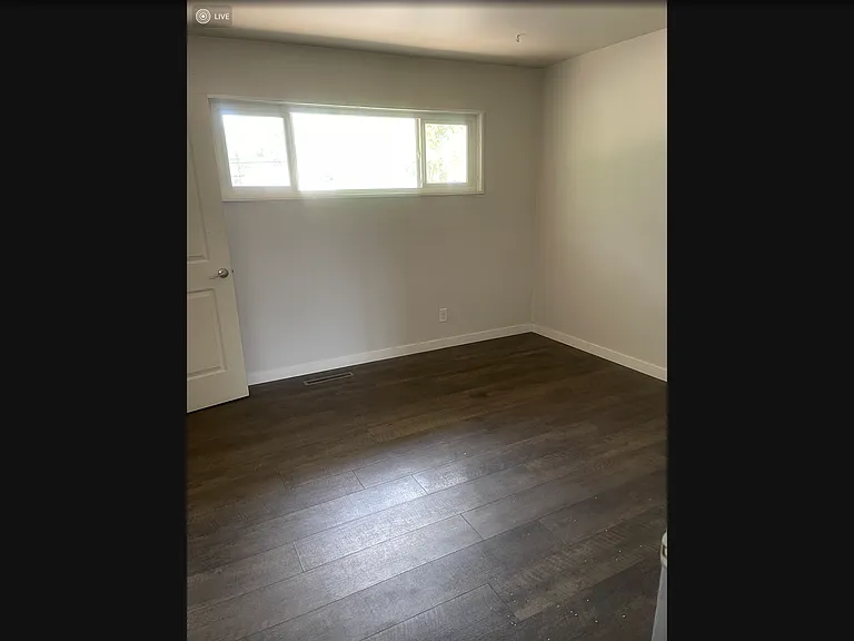 1917 Hallam Ave — Photo 11