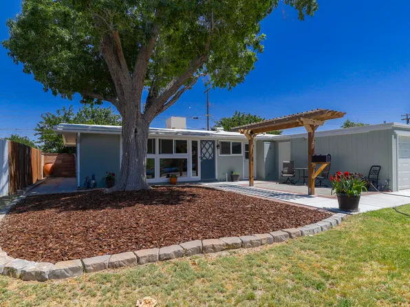 1121 W J Ave #6, Lancaster, CA 93536