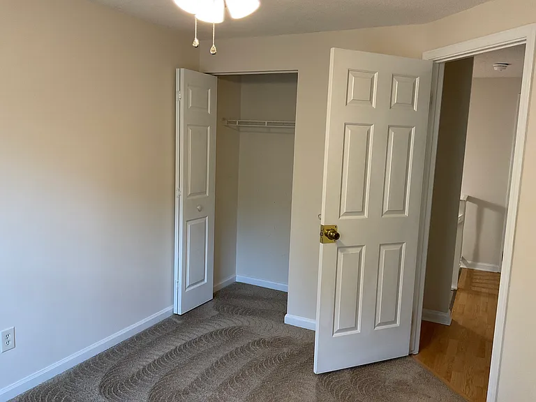 101 Luxon Pl — Photo 31