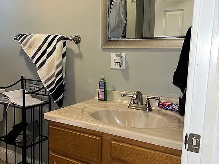 Bathroom2