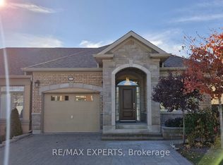 68 Summerhill Dr #32, New Tecumseth, ON L9R0S5