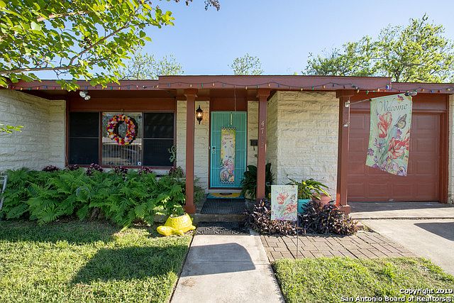 1st image of 4702 Wycliff Dr