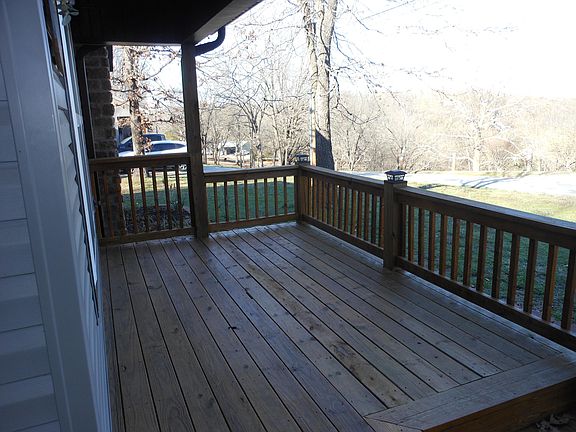 5th image of 384 Tate Rd