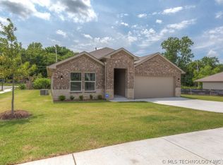 2708 W Brook St, Claremore, OK 74017