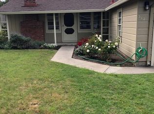 312 Hedge Rd, Menlo Park, CA 94025