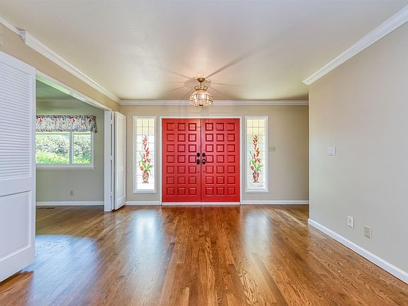 5th image of 5570 N Roosevelt Ave