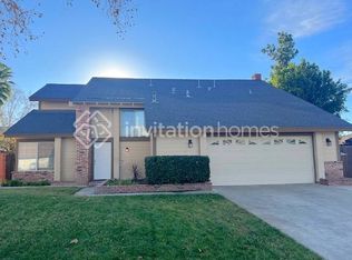 3898 Middleton Pl, Riverside, CA 92505