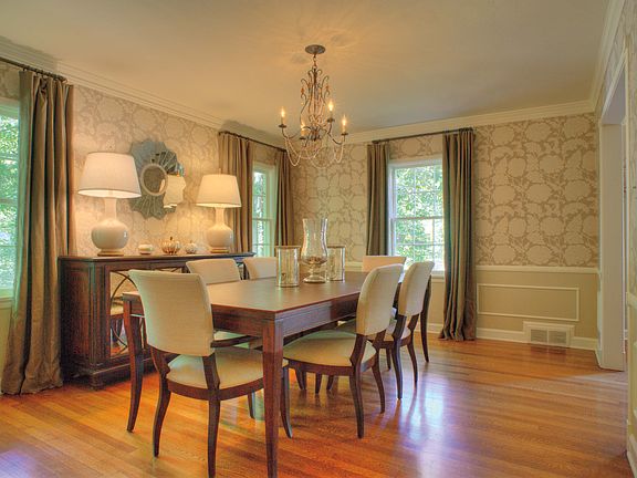 5th image of 145 Grove Park Cres