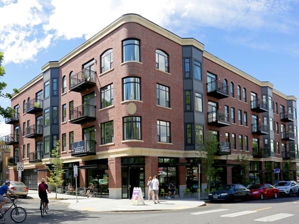 921 NW 21st Ave APT 203