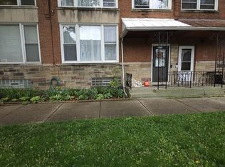 7040 N Washtenaw Ave, Chicago, IL